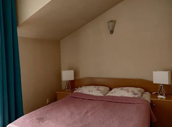 Aleksandra Δωμάτια σε οικογενειακή κατοικία *