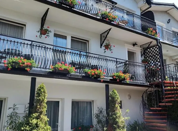 Δωμάτια σε οικογενειακή κατοικία Aleksandra